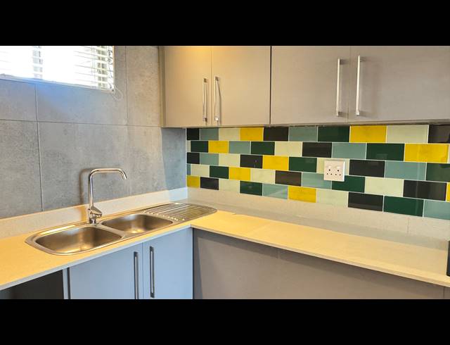 2 BEDROOM APARTMENT FOR SALE IN DURBAN CENTRAL